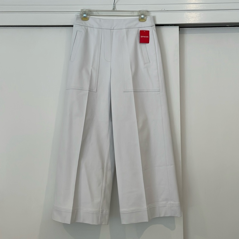 NWT Cropped Wide Leg Pant